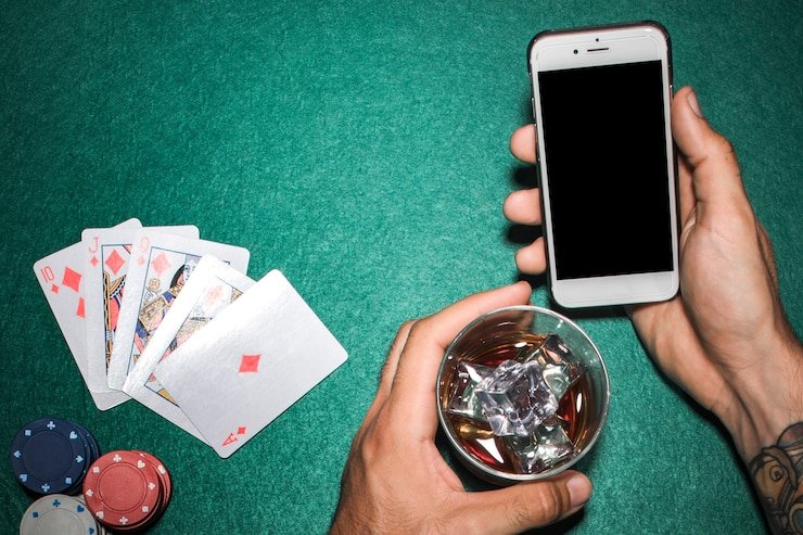 Pengguna pemula mengikuti proses pendaftaran akun o2h menggunakan perangkat mobile